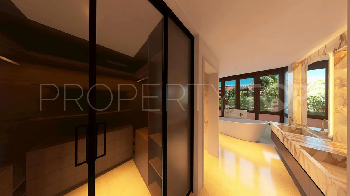 Penthouse for sale in New Golden Mile with 4 bedrooms