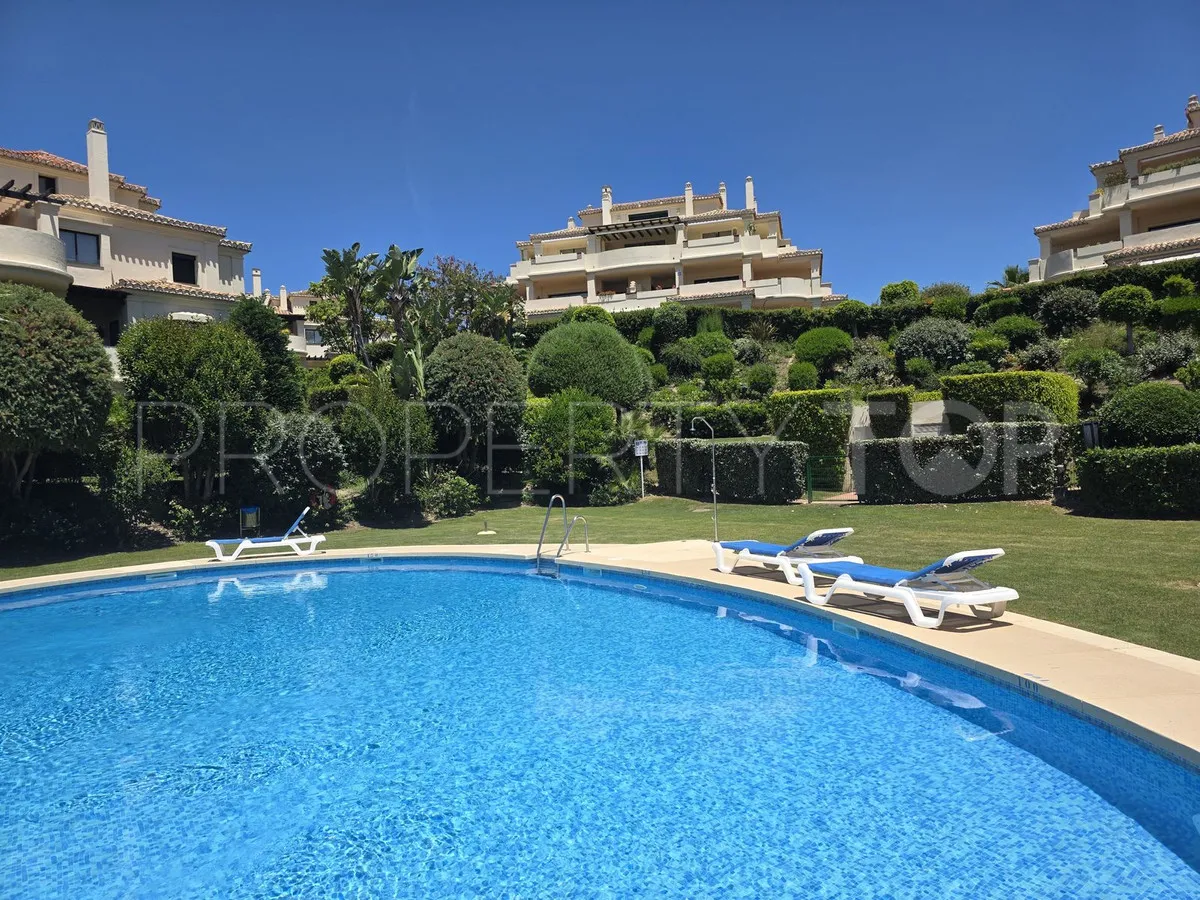 Se vende apartamento planta baja en Benahavis de 2 dormitorios