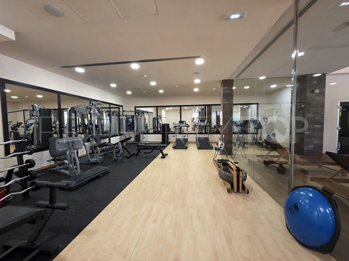 Se vende apartamento planta baja en Benahavis de 2 dormitorios