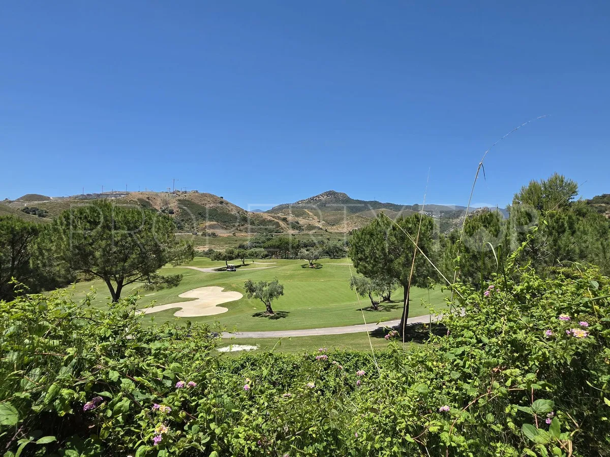Se vende apartamento planta baja en Benahavis de 2 dormitorios