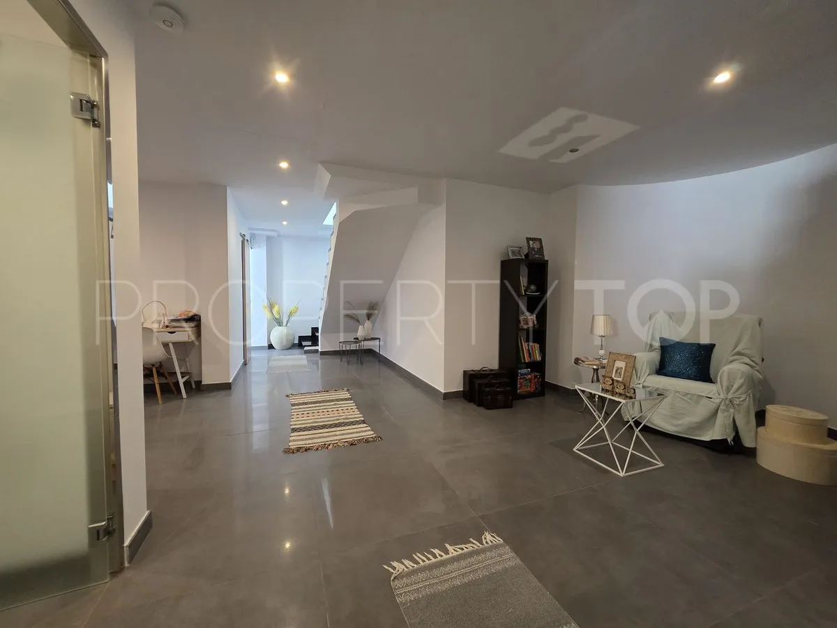 Puerto Romano villa for sale