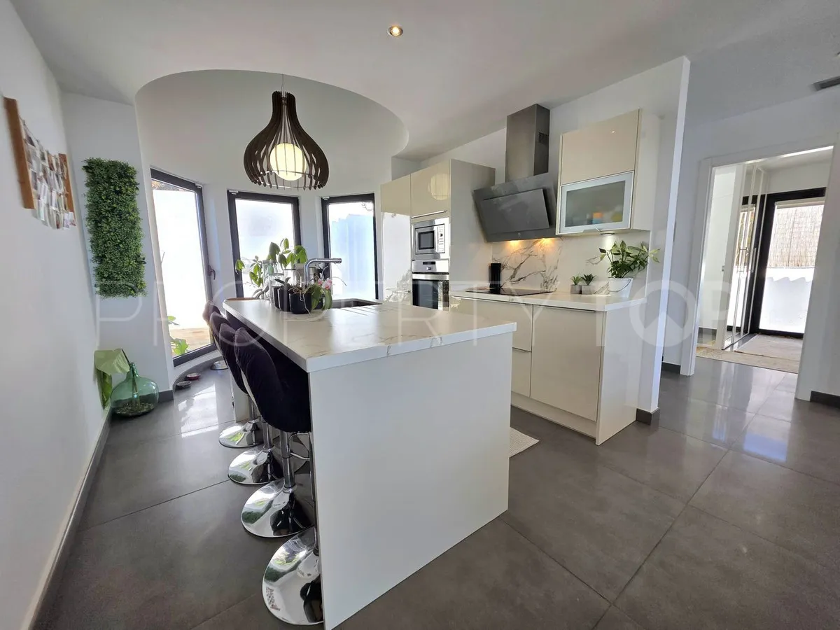 Puerto Romano villa for sale