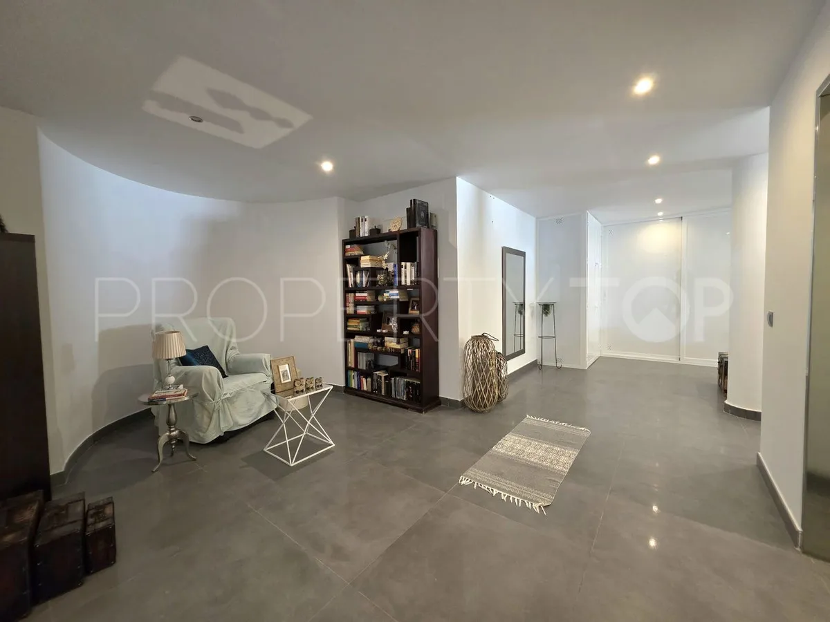Puerto Romano villa for sale