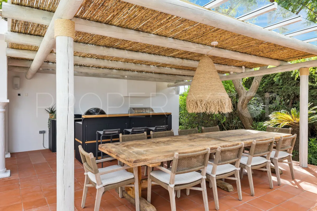 Villa en venta en Hacienda las Chapas con 3 dormitorios