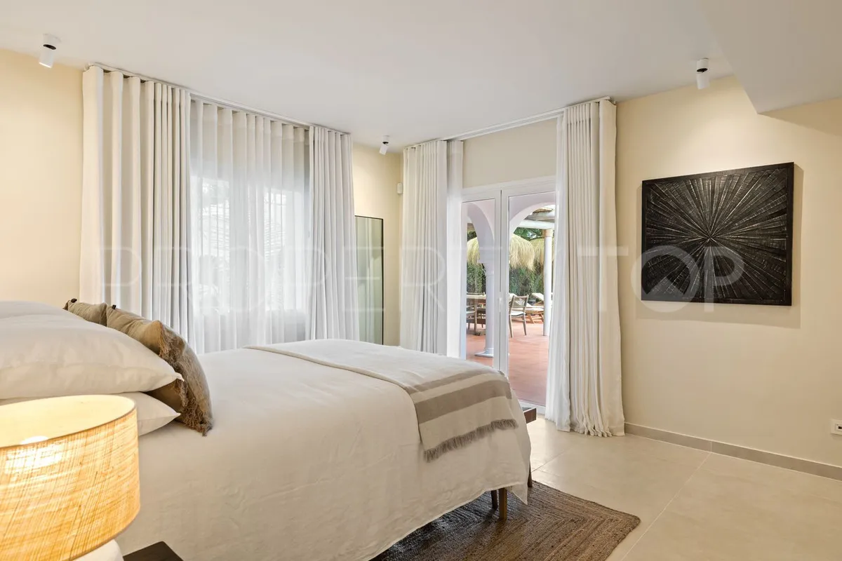 Villa en venta en Hacienda las Chapas con 3 dormitorios