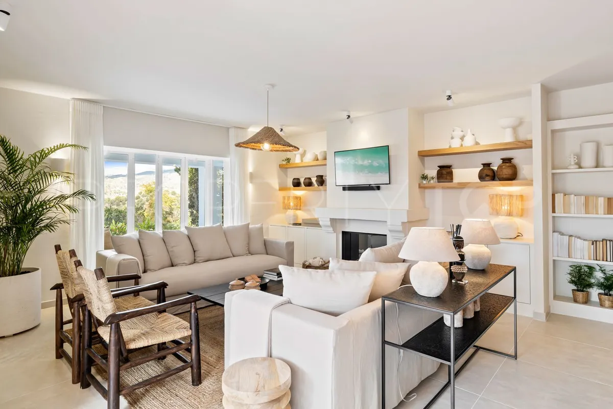 Villa en venta en Hacienda las Chapas con 3 dormitorios
