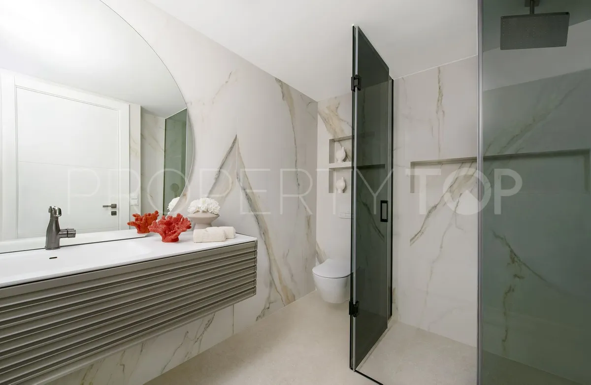 For sale apartment in New Golden Mile