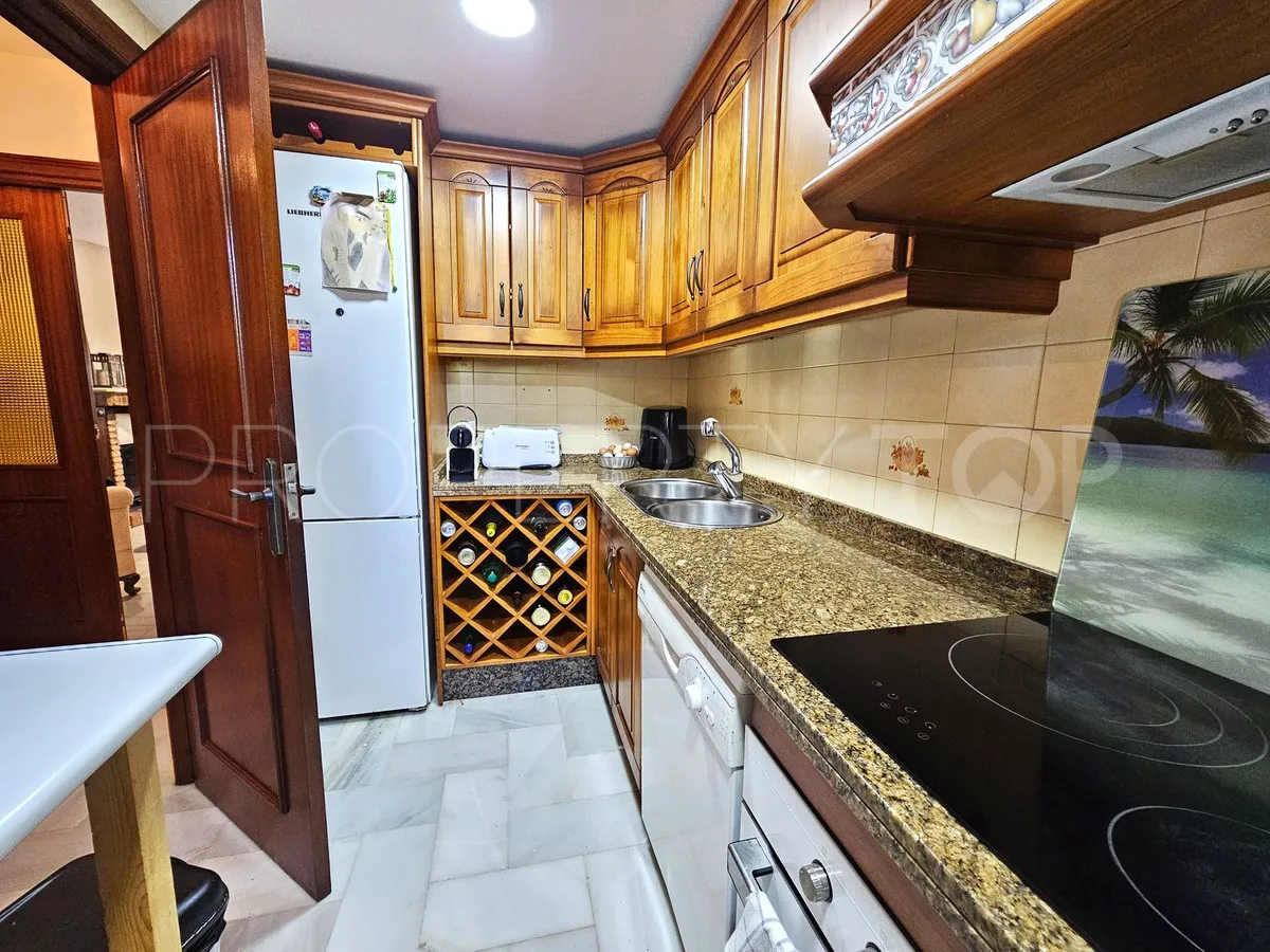 For sale 3 bedrooms town house in Benahavis