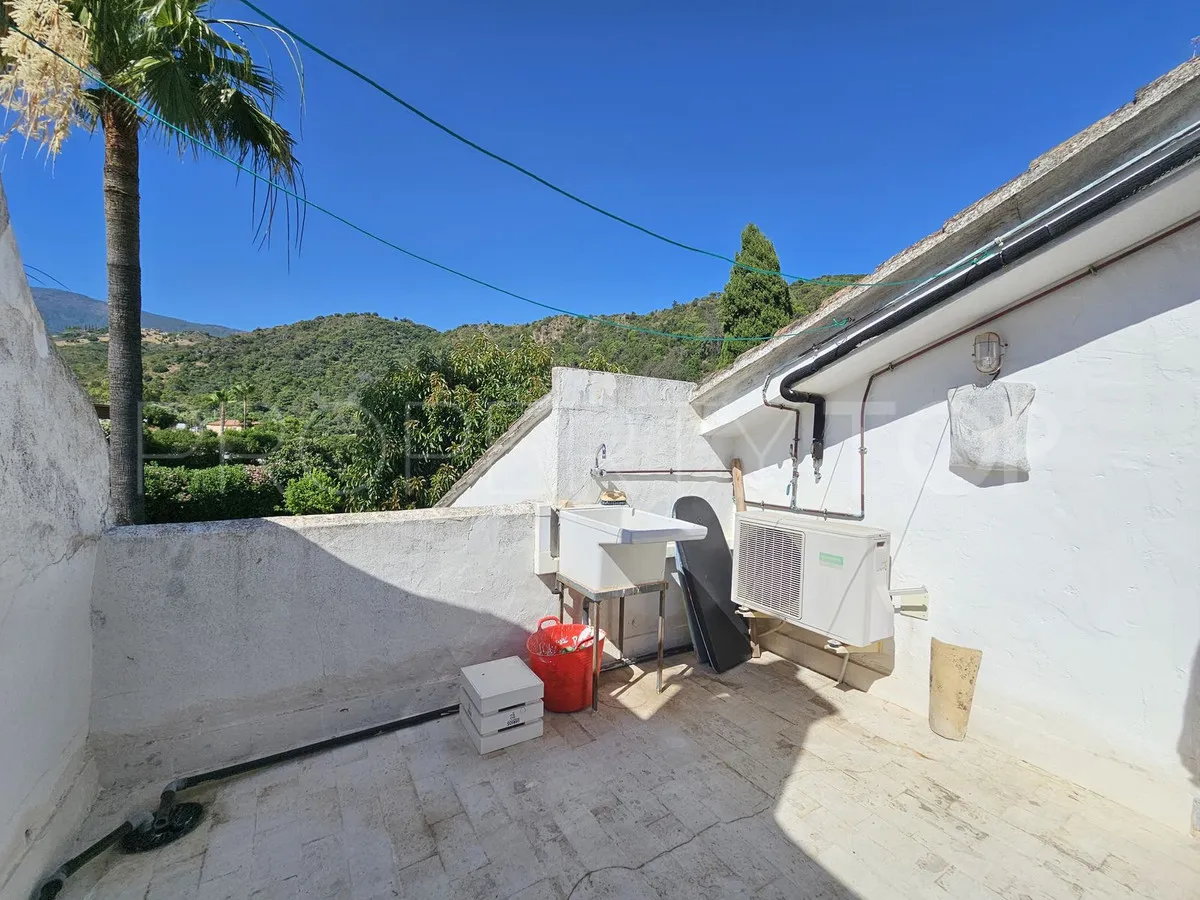 For sale 3 bedrooms town house in Benahavis