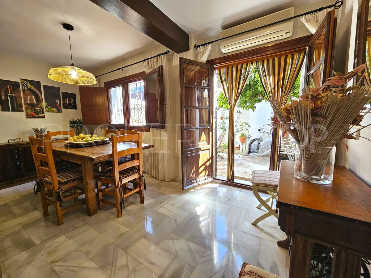 For sale 3 bedrooms town house in Benahavis