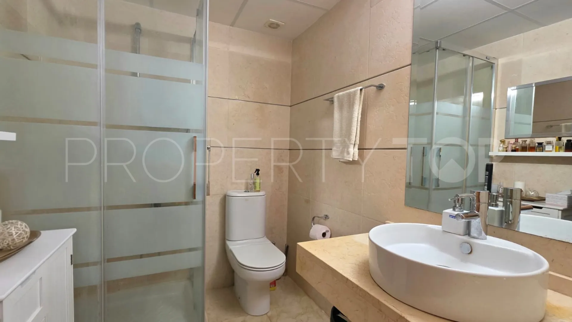 For sale apartment in La Resina Golf