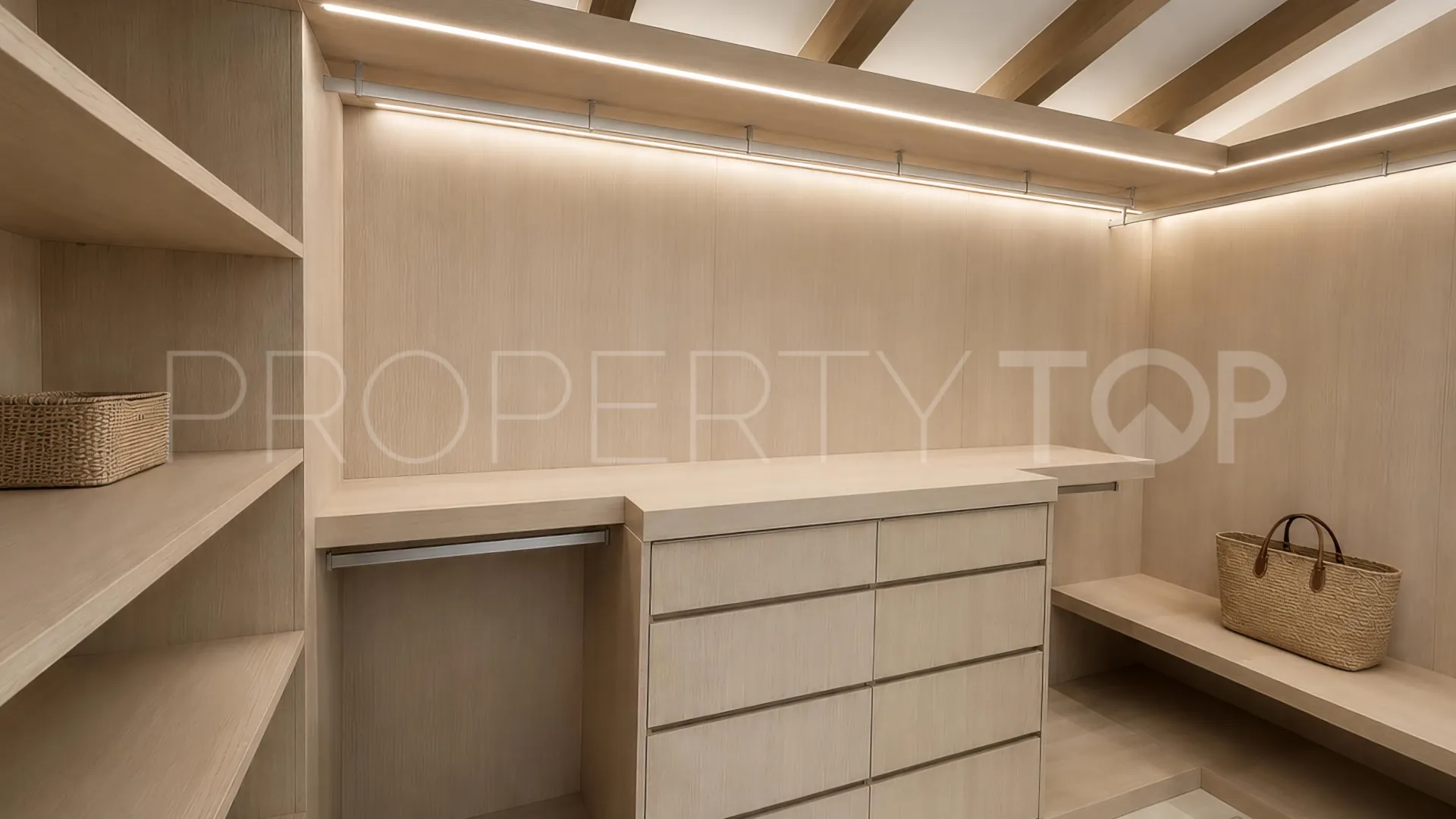 Guadalmina Alta, villa a la venta