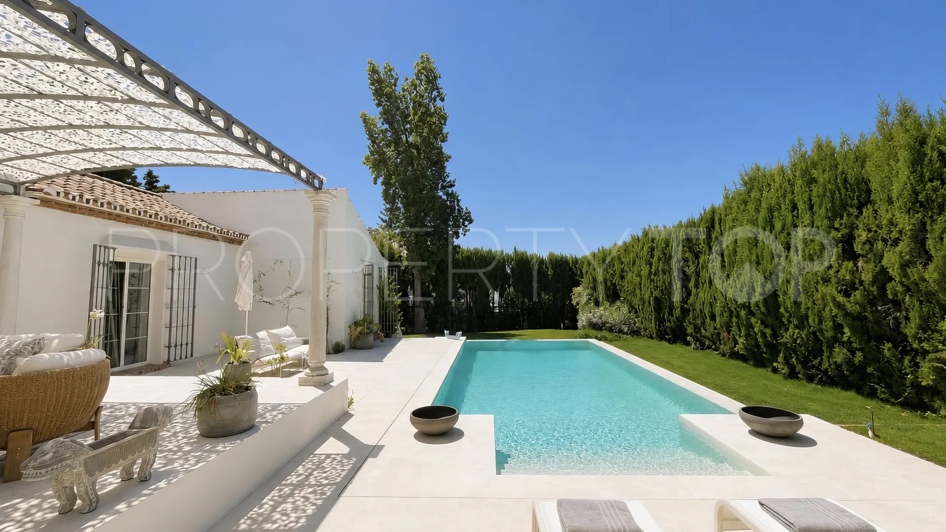 Guadalmina Alta, villa a la venta