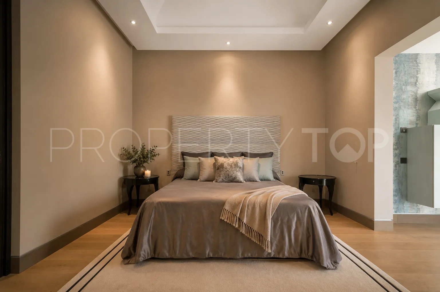 Villa for sale in La Zagaleta with 6 bedrooms