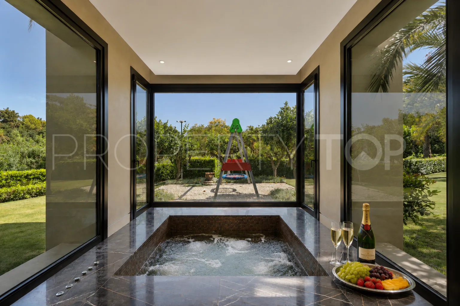 Villa for sale in La Zagaleta with 6 bedrooms