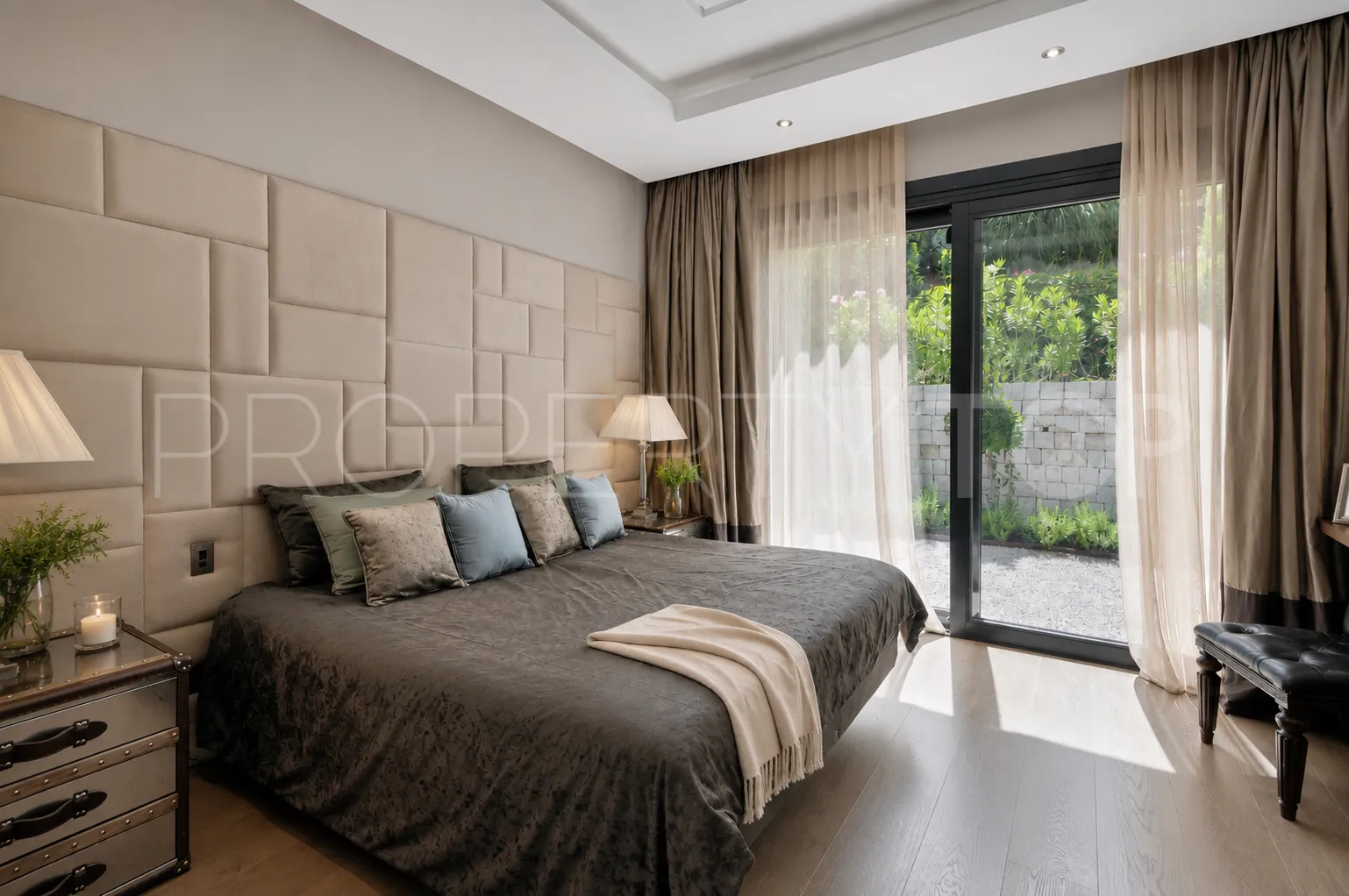 Villa for sale in La Zagaleta with 6 bedrooms