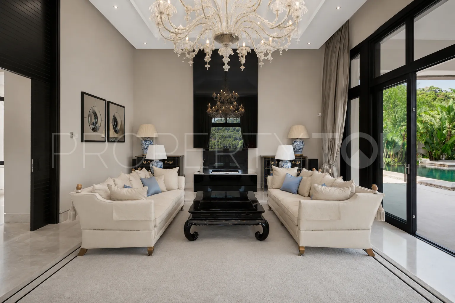 Villa for sale in La Zagaleta with 6 bedrooms