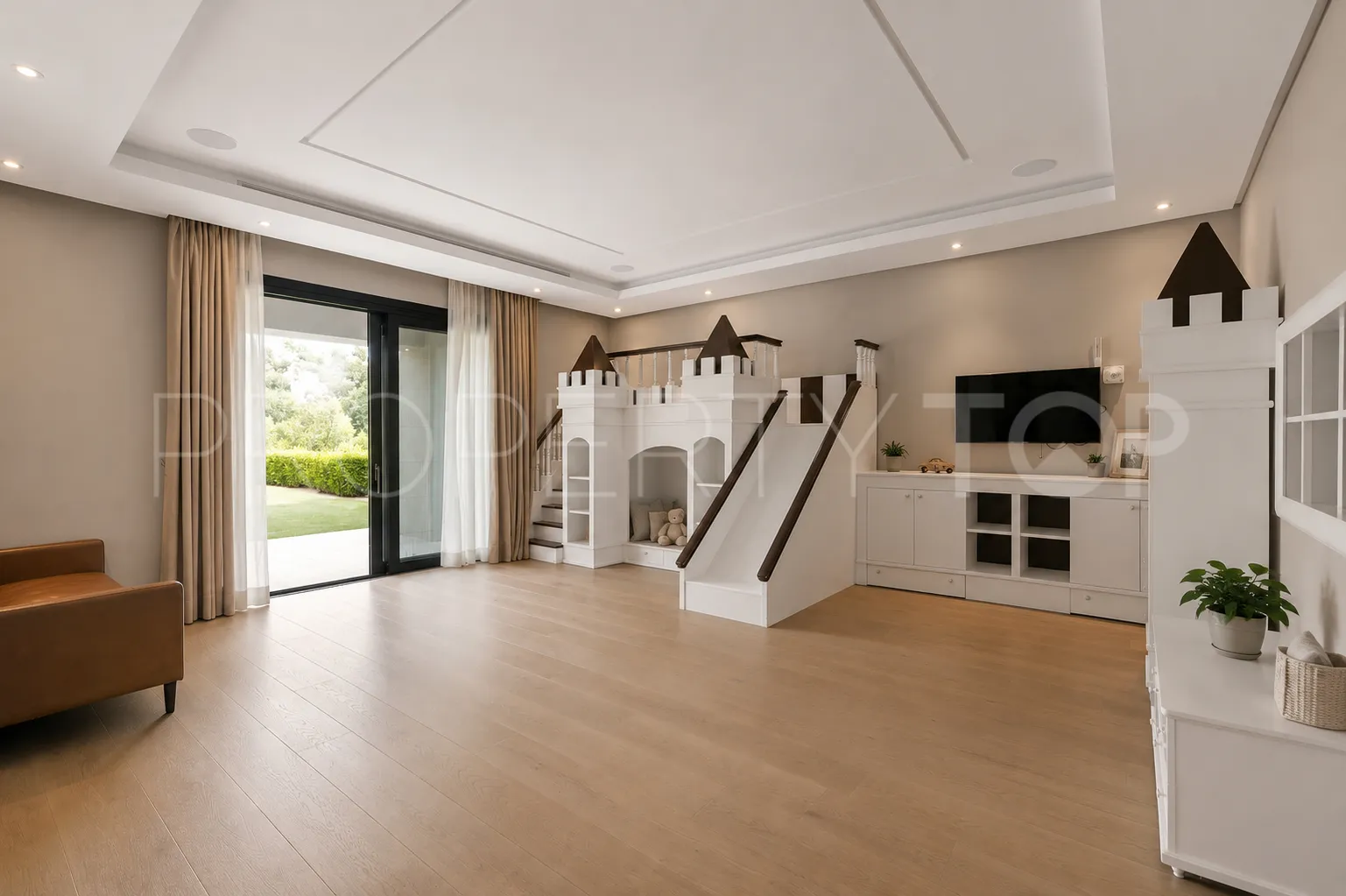 Villa for sale in La Zagaleta with 6 bedrooms