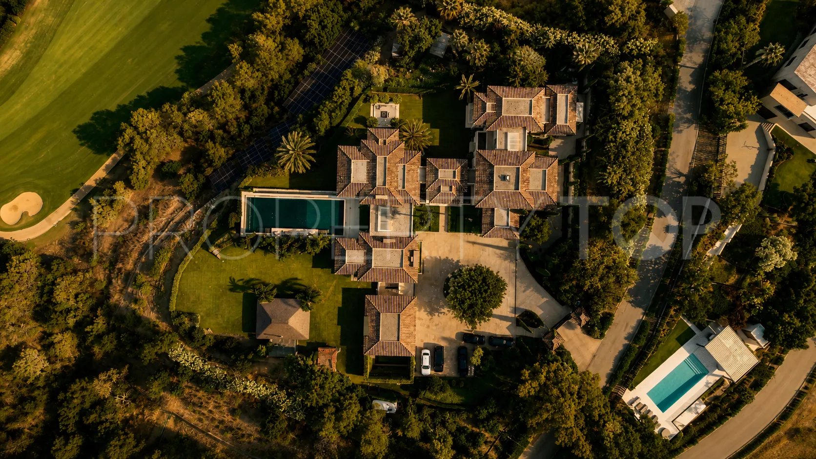 Villa for sale in La Zagaleta with 6 bedrooms