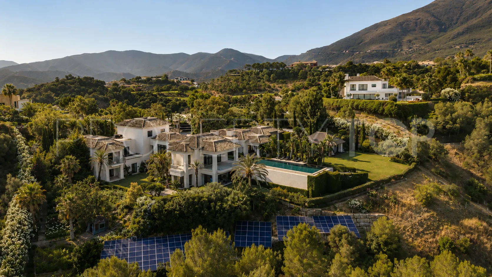 Villa for sale in La Zagaleta with 6 bedrooms