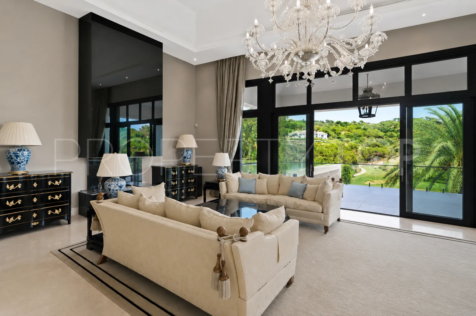 Villa for sale in La Zagaleta with 6 bedrooms