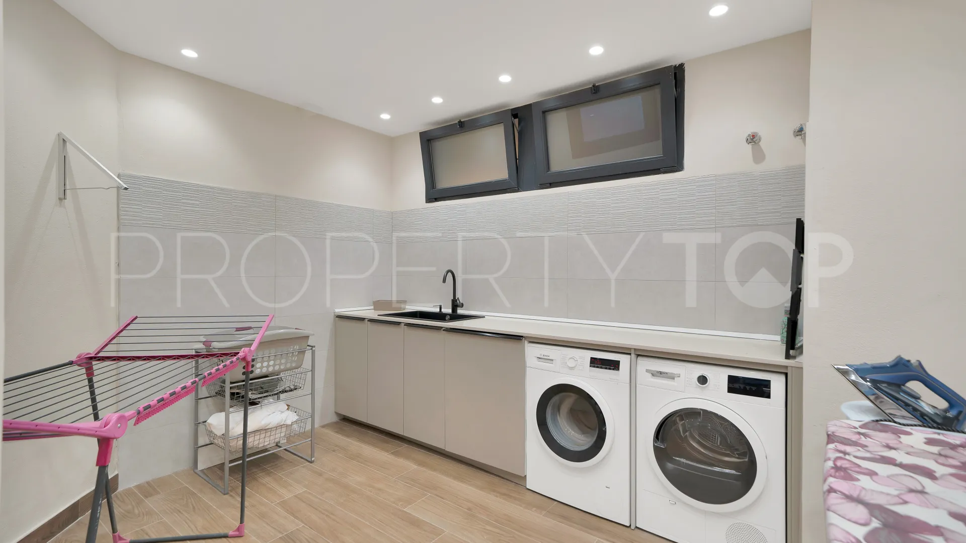 For sale Marbella East villa
