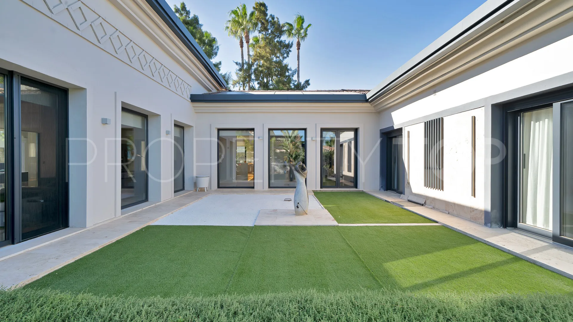 For sale Marbella East villa