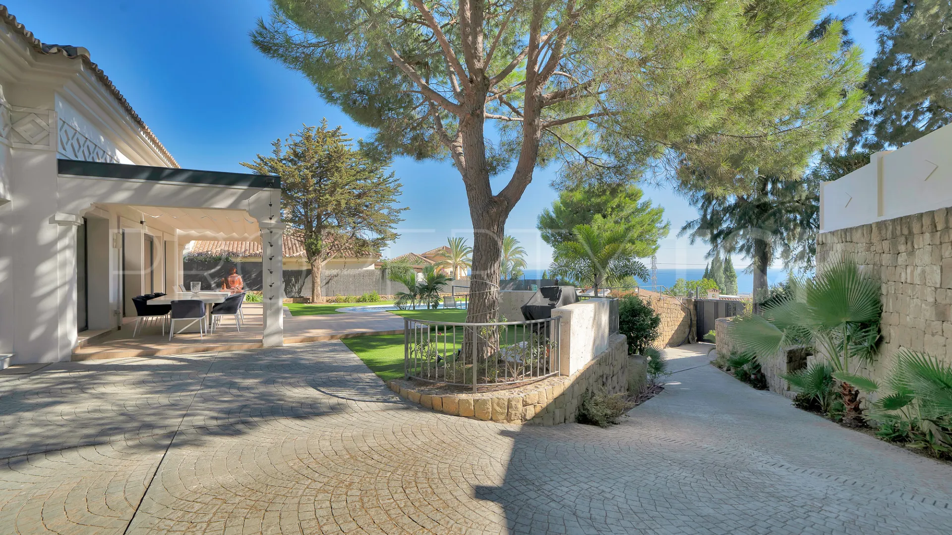 For sale Marbella East villa