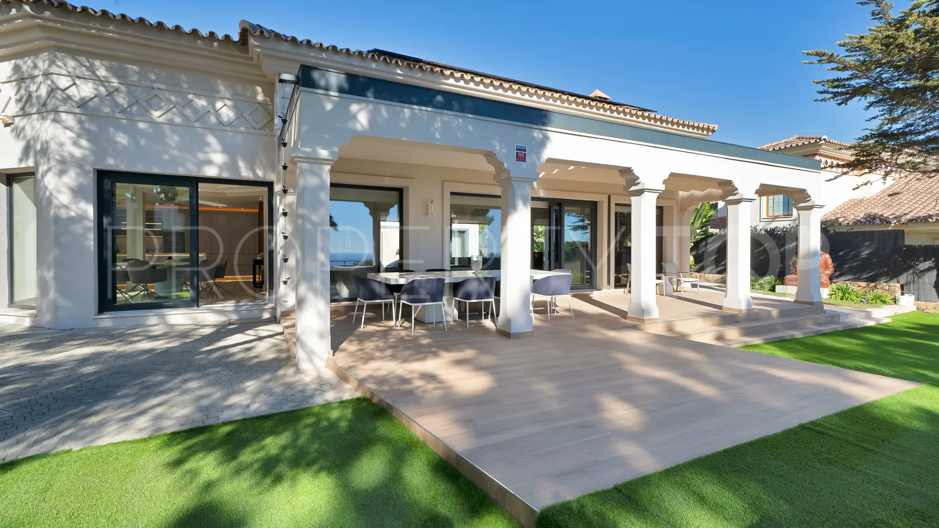 For sale Marbella East villa