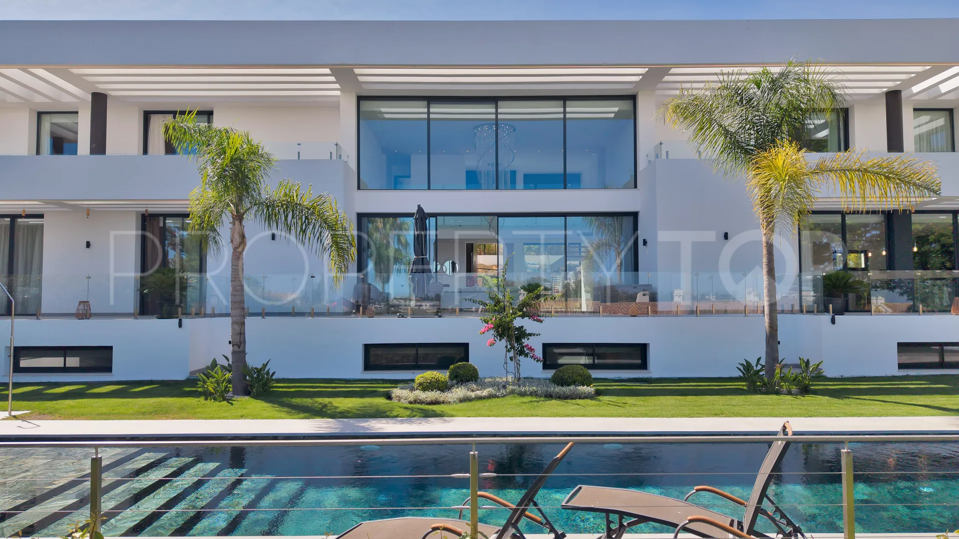 El Paraiso, villa en venta