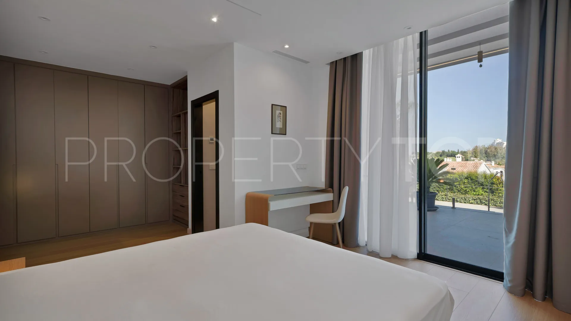 El Paraiso, villa en venta