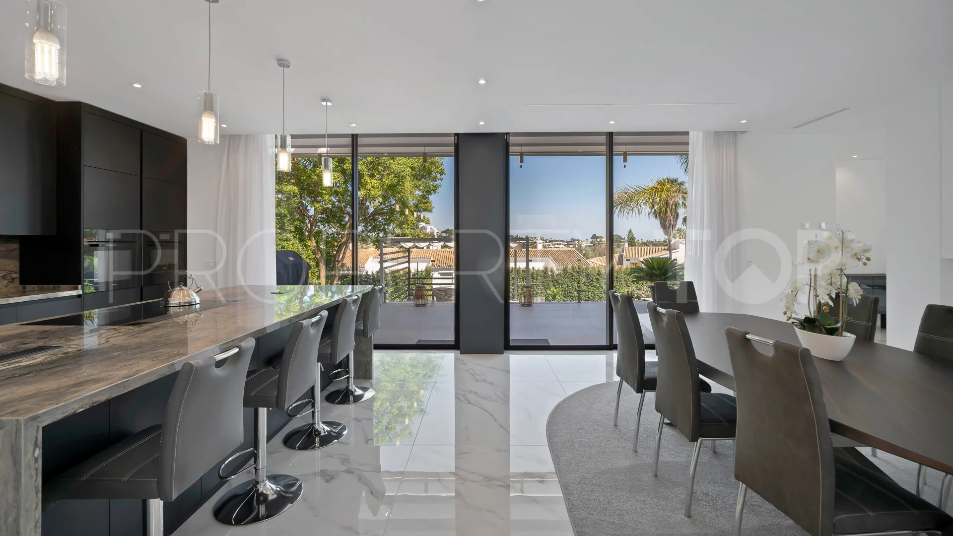El Paraiso, villa en venta