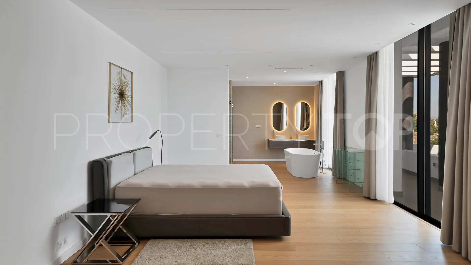 El Paraiso, villa en venta