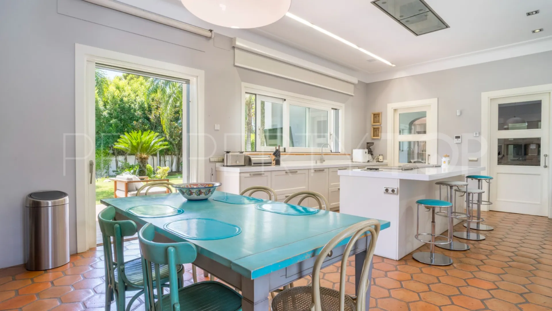 Villa with 6 bedrooms for sale in San Pedro de Alcantara