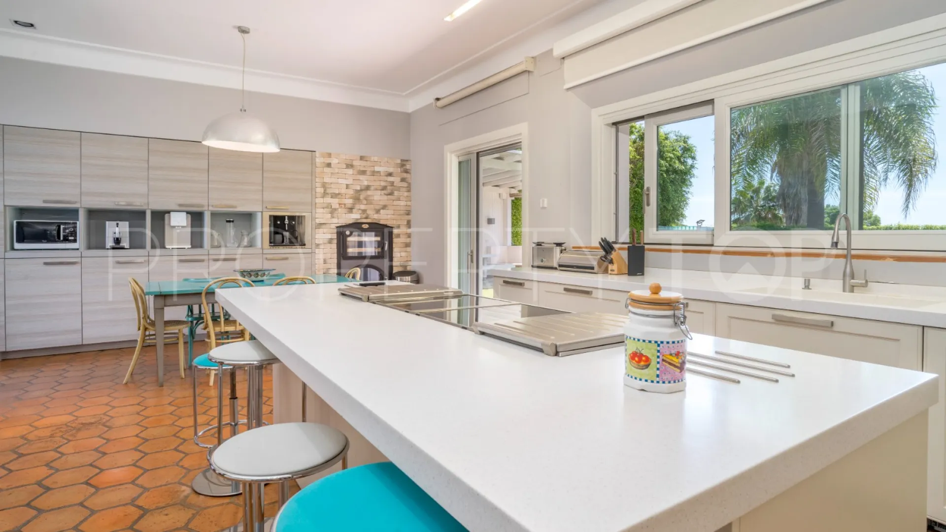 Villa with 6 bedrooms for sale in San Pedro de Alcantara