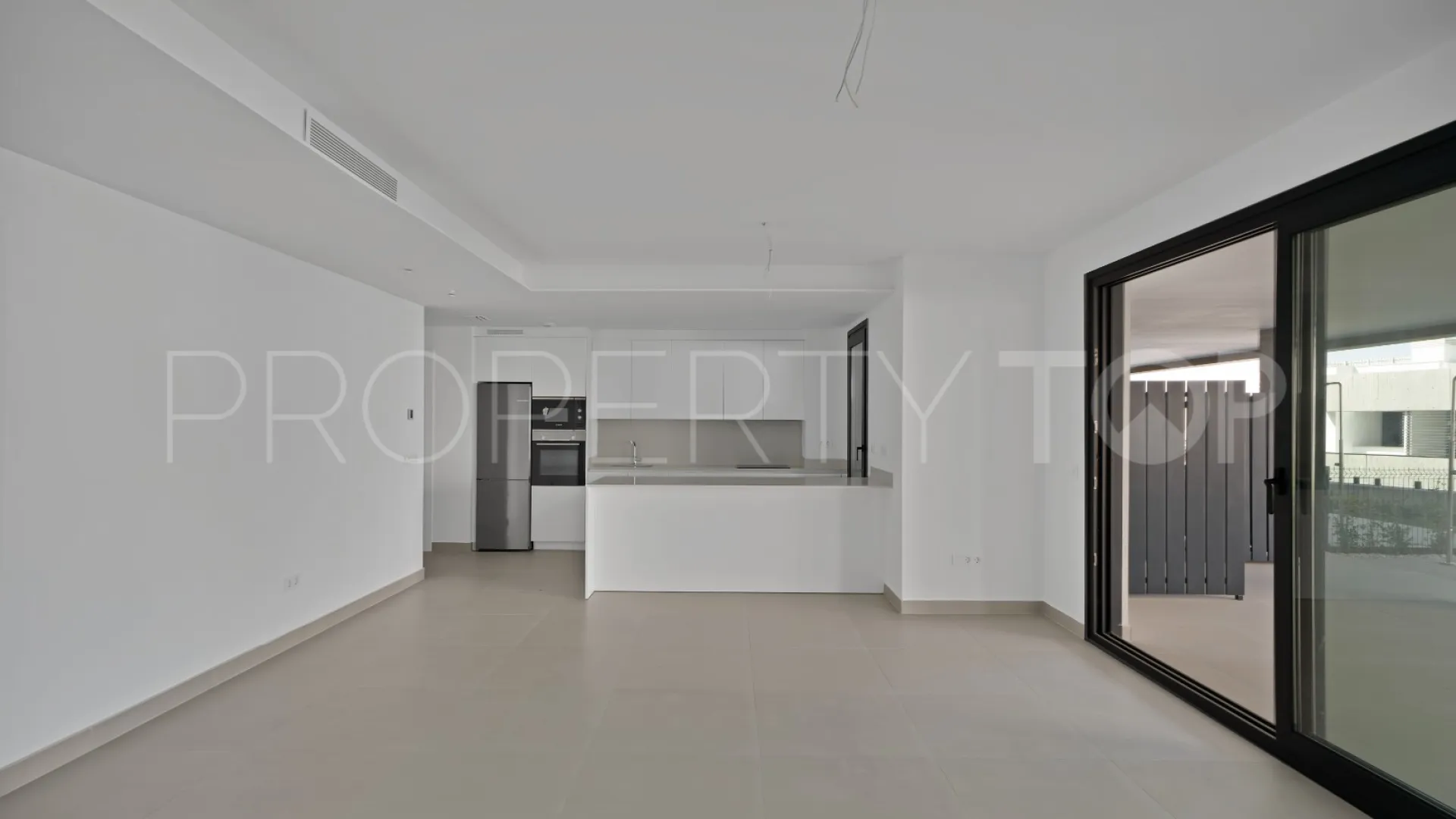 Apartamento planta baja en venta en Los Altos de los Monteros
