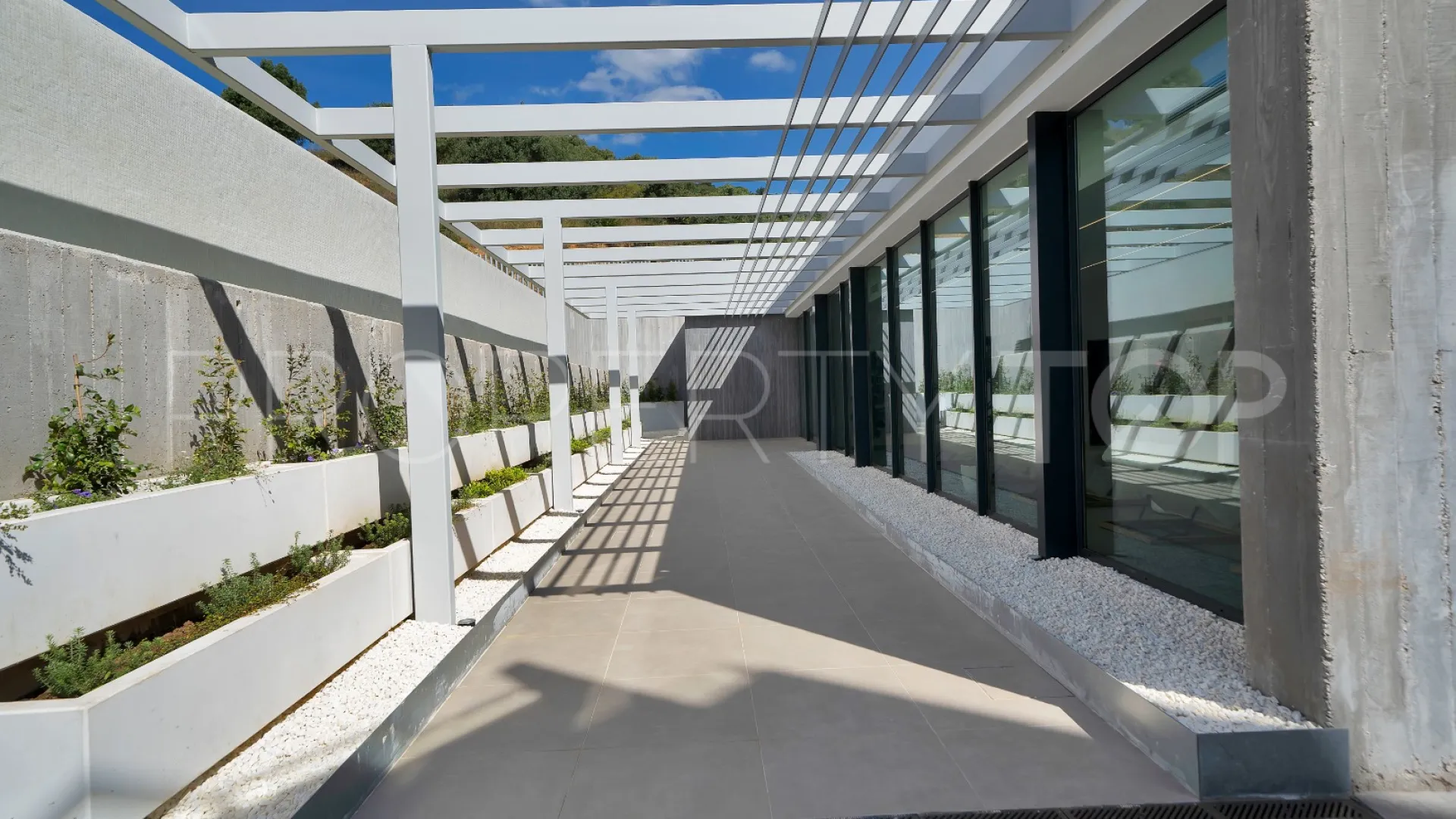 Apartamento planta baja en venta en Los Altos de los Monteros