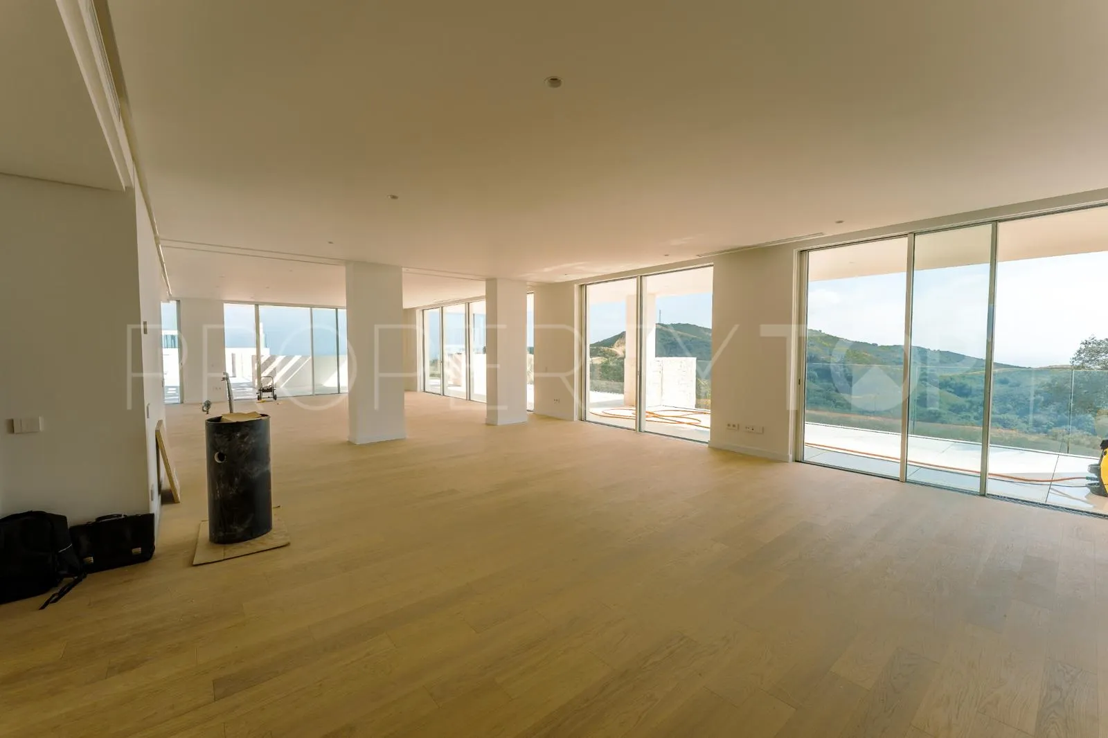 4 bedrooms Ojen duplex penthouse for sale