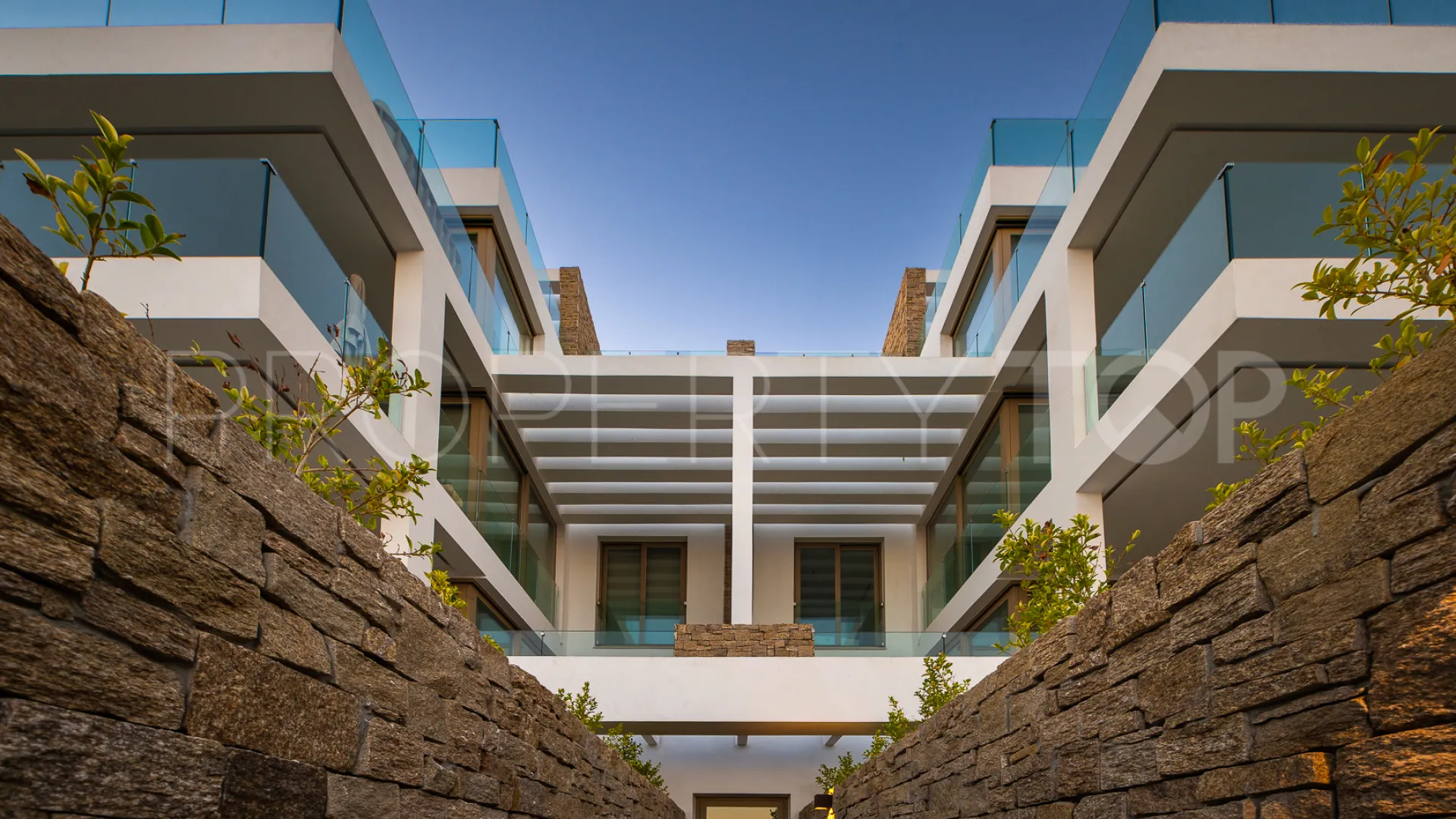 Comprar apartamento planta baja en Cala de Mijas