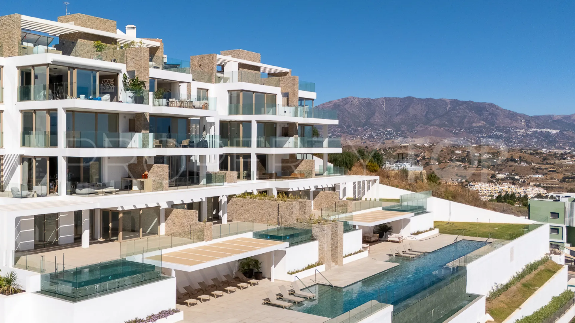 Comprar apartamento planta baja en Cala de Mijas