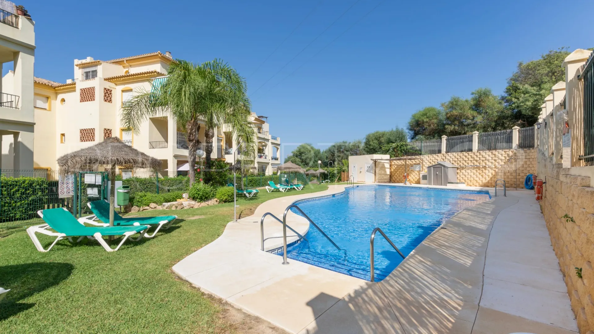 Se vende apartamento planta baja en Riviera del Sol de 2 dormitorios