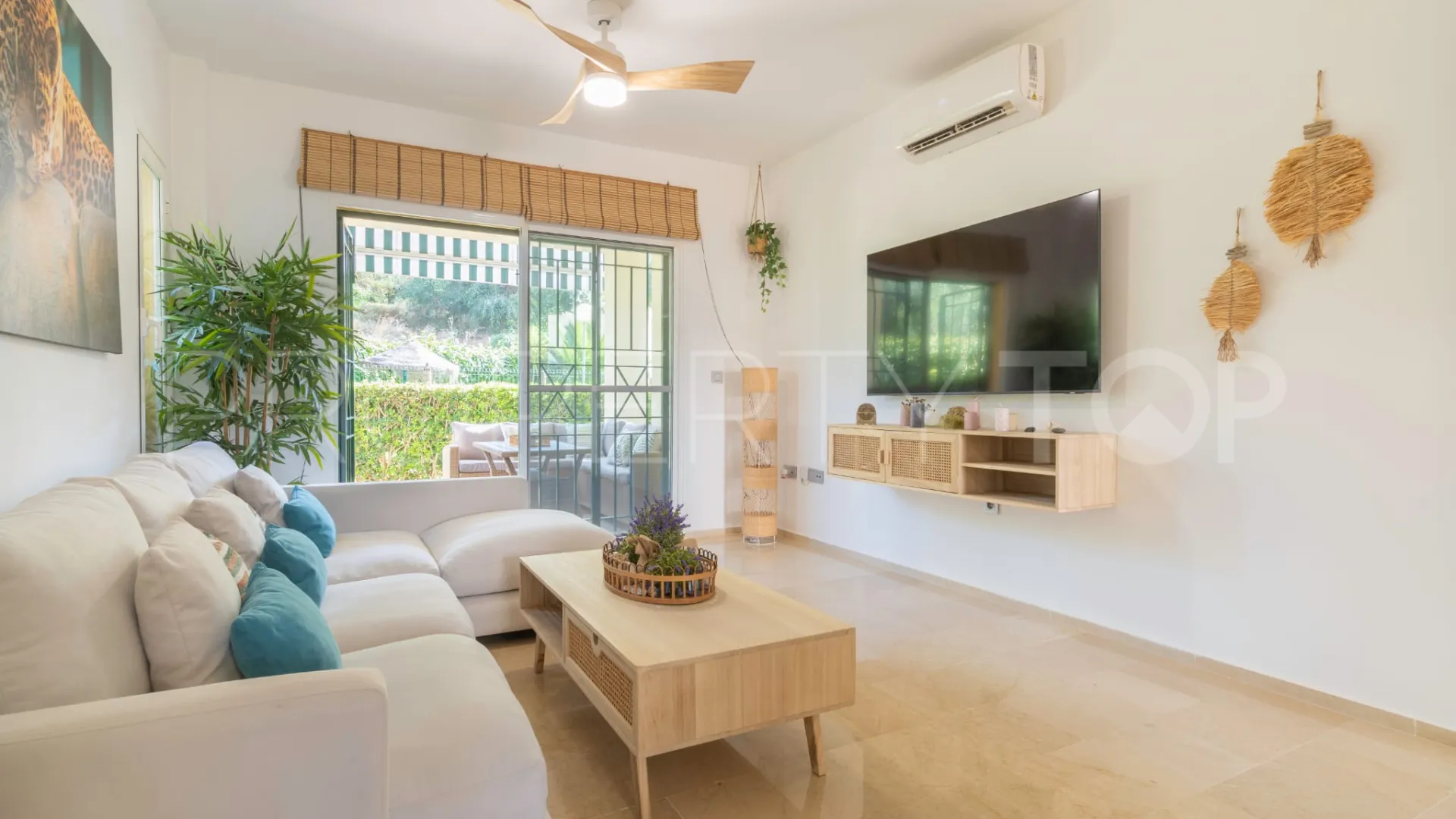 Se vende apartamento planta baja en Riviera del Sol de 2 dormitorios