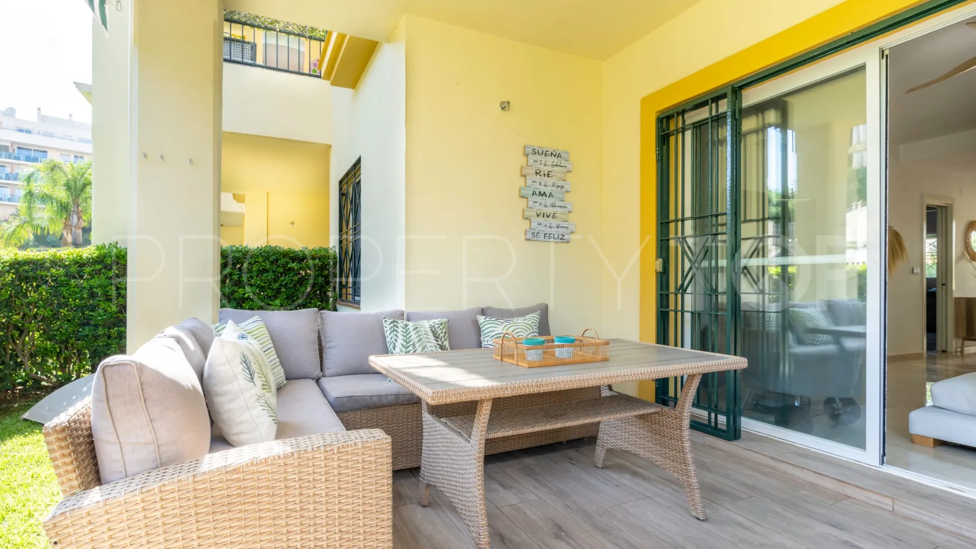 Se vende apartamento planta baja en Riviera del Sol de 2 dormitorios