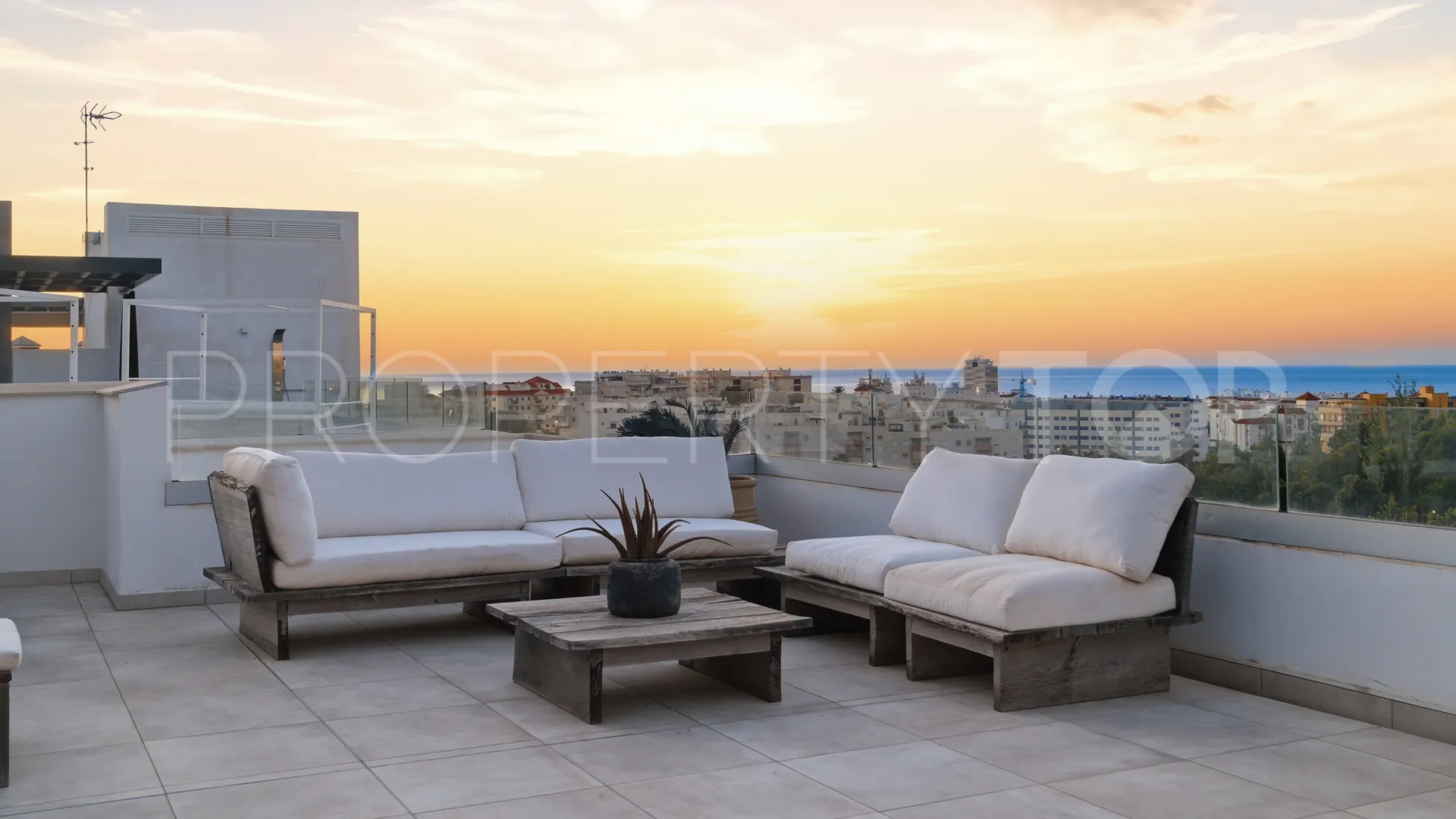 Las Mesas 3 bedrooms duplex penthouse for sale