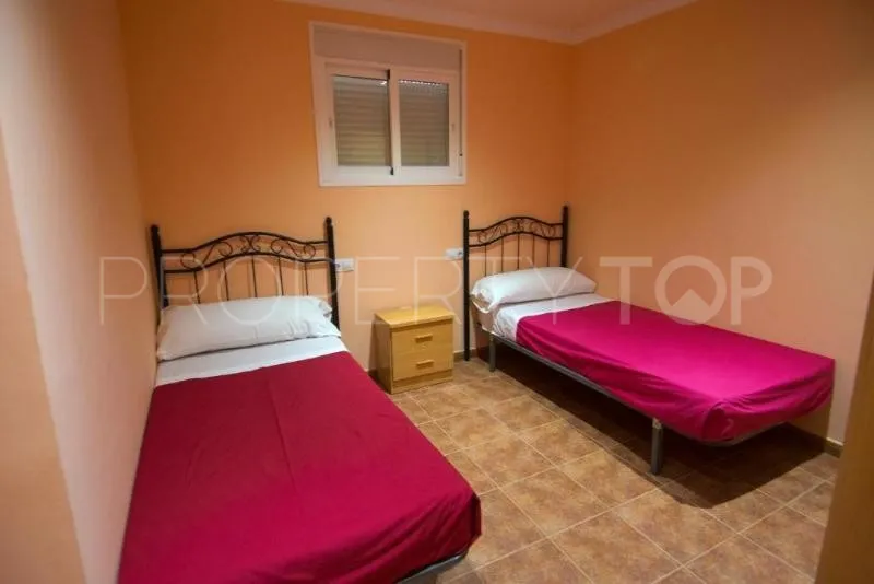 For sale investment with 108 bedrooms in Santa Margarita