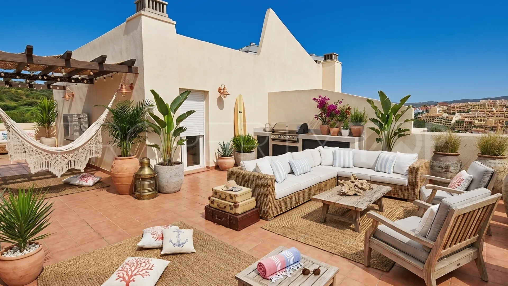 Atico duplex de 3 dormitorios en venta en La Duquesa Golf