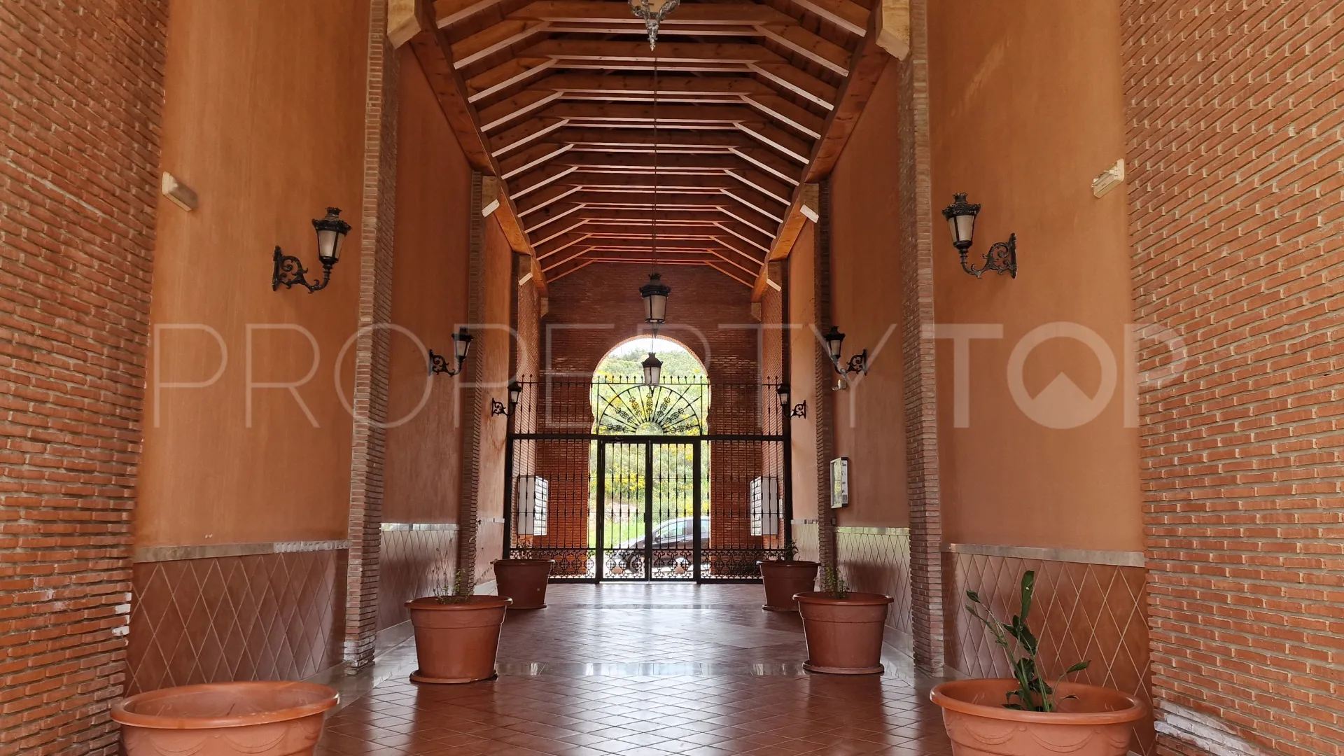Atico duplex de 3 dormitorios en venta en La Duquesa Golf