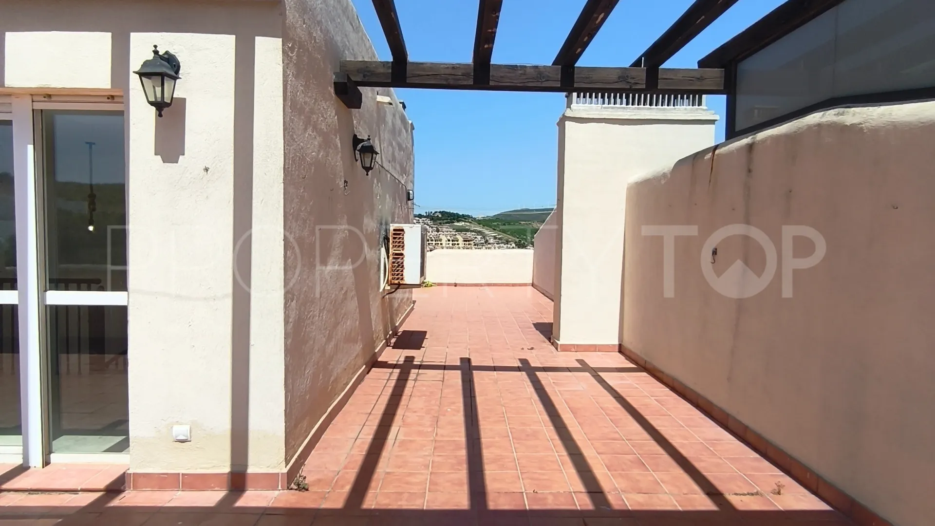 Atico duplex de 3 dormitorios en venta en La Duquesa Golf