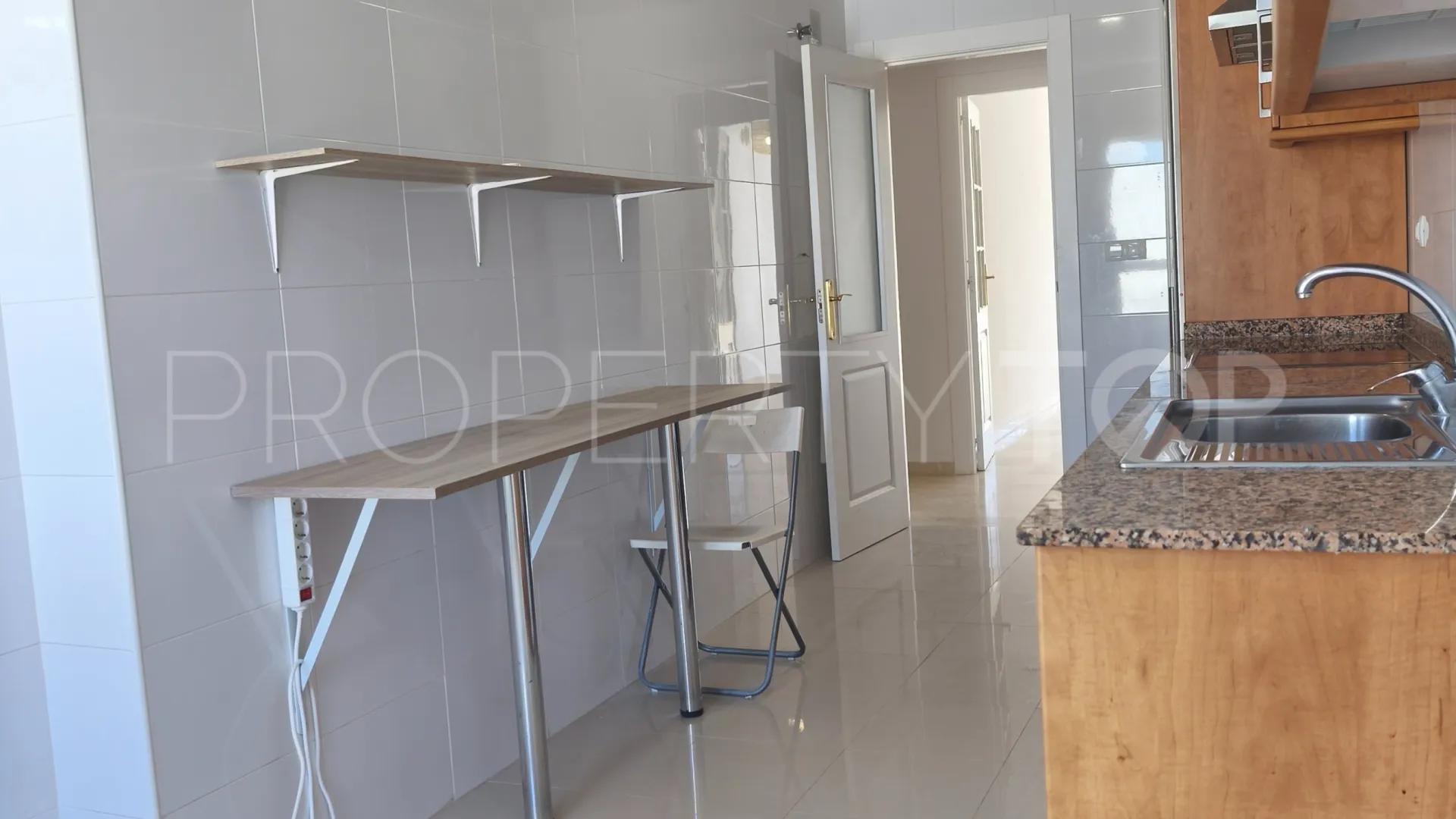 Atico duplex de 3 dormitorios en venta en La Duquesa Golf