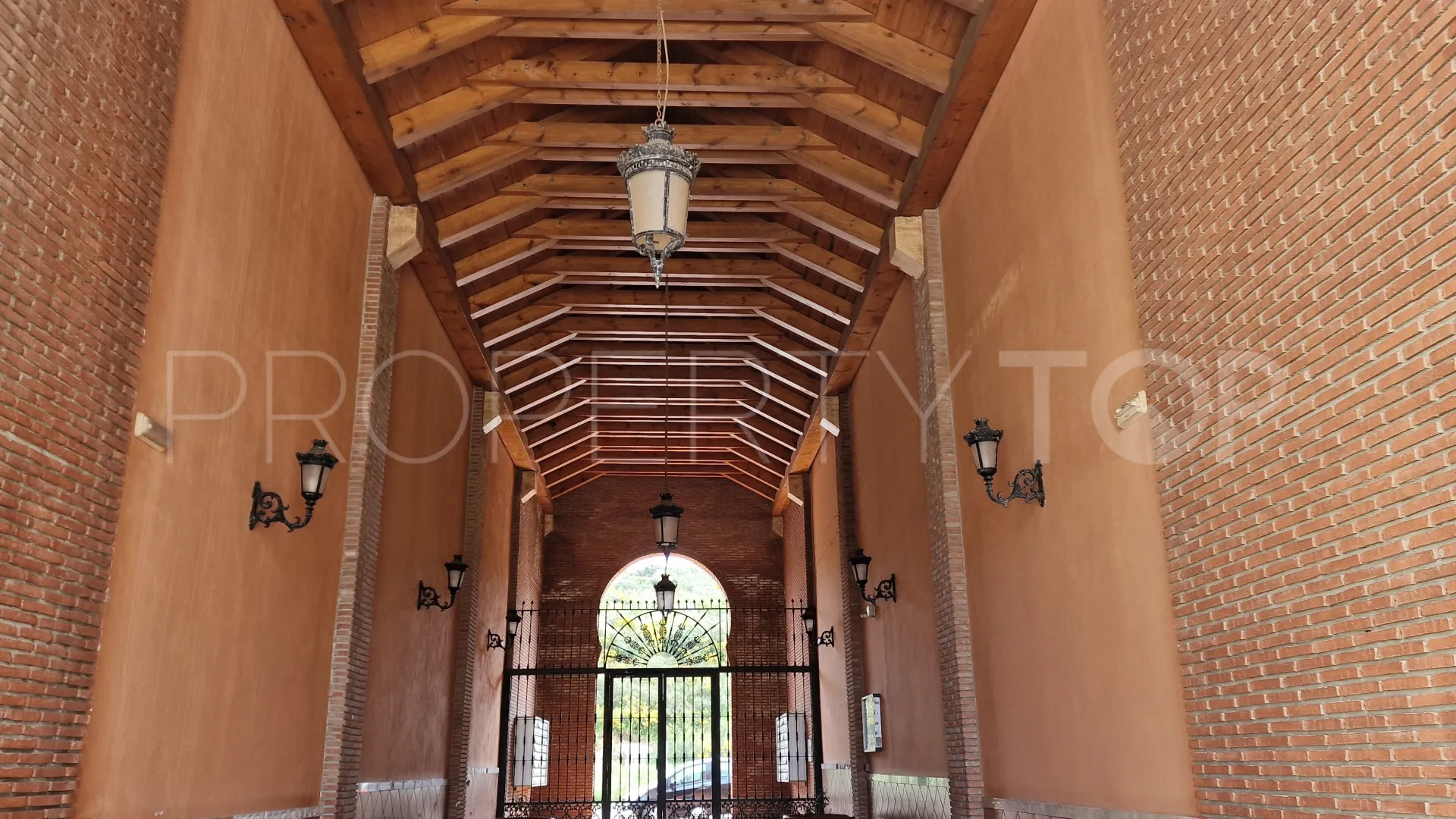 Atico duplex de 3 dormitorios en venta en La Duquesa Golf